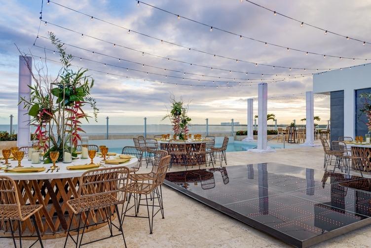 Residence Inn By Marriott Cancun Hotel Zone Ngoại thất bức ảnh